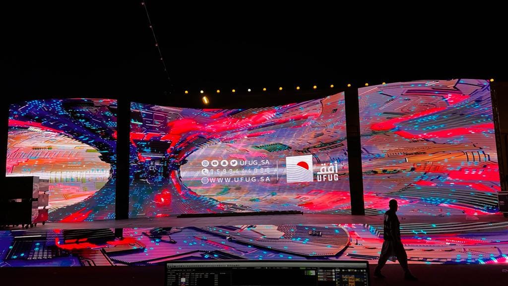 Curved and Cylindrical LED Rental Display Built for Stunning Stage Designs